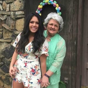 Meet your Posher, Leighana